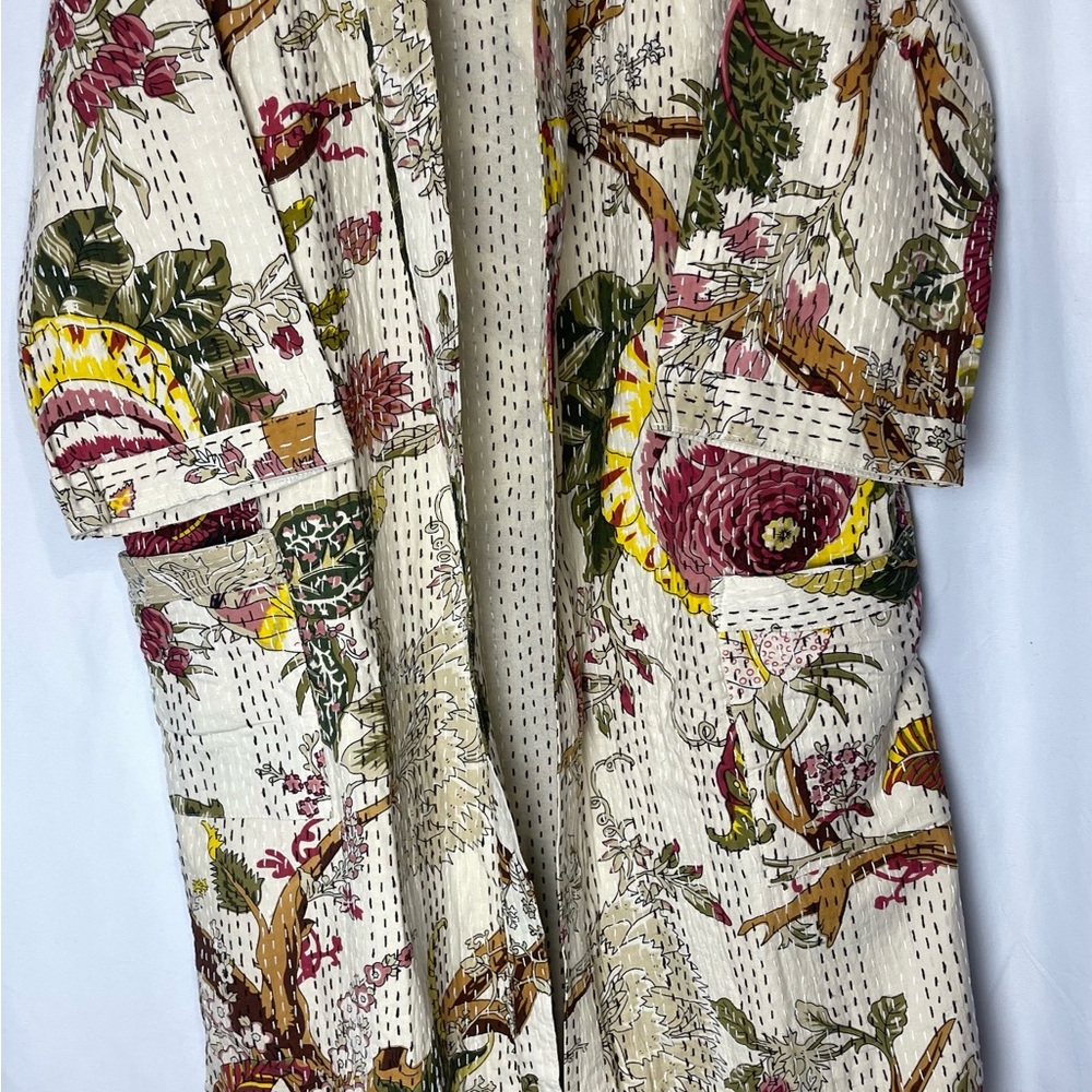 Kantha Robe Jacket Floral Kantha Robe Exotic Lover Warm Gift - Picture 4 of 10